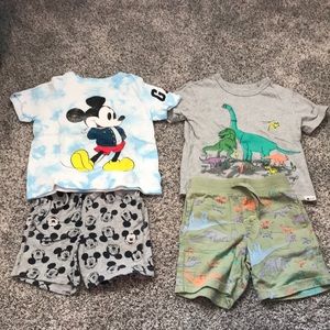 2 Gap outfits, good condition, shirts are 3T and shorts are 2T